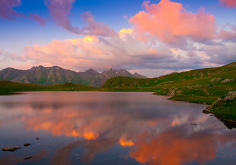 Fototapeta na wymiar Lake summer. Sunset landscape
