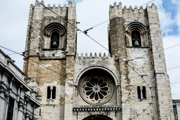 Obraz premium cathedral of Lisbon, Portugal, facade view