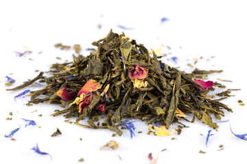 Flavoured green tea isolated