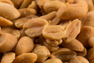 large amount of peeled salted peanuts