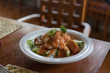 gamberetti cucumber salad