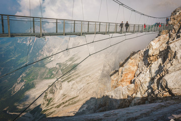 Stahlbrücke am Dachstein auf 3000 Metern