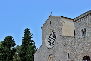 Fototapeta na wymiar ancient abbey of Valvisciolo