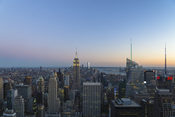 Fototapeta na wymiar new york city skyline at dusk