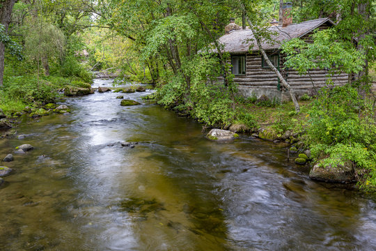 Cabin on the creek
