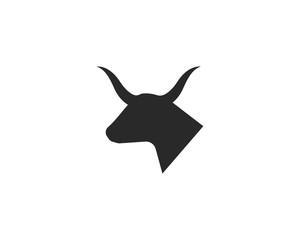 Fototapeta premium Bull Taurus Logo Template