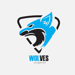 wolves logo