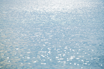Sea of light with the surface of the water is a beautiful pattern 