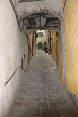 alley in old town
