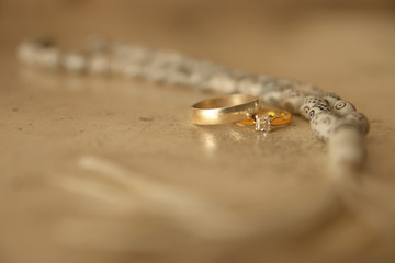 wedding rings with islamic wary beads