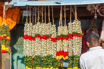 Flower retail shop in chennai