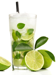 Mojito mit weissem Rohrzucker