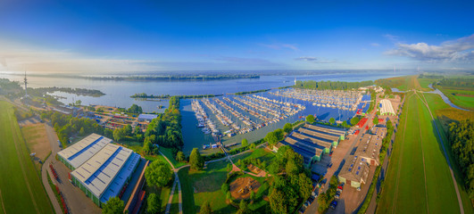 Luftbild Hamburger Yachthafen in Wedel