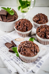 Mint and chocolate muffins