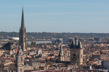 Fototapeta na wymiar Vue aérienne du centre ville de Bordeaux