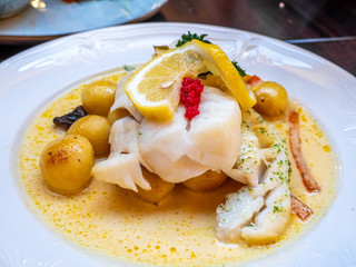 Cod fish with lemon cream sauce
