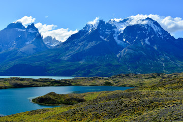 Fototapeta na wymiar Parque nacional Torres del Paine