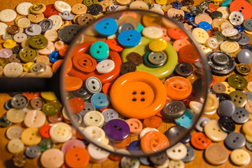 Many buttons over the visible magnifying glass