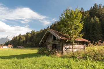 Fototapeta na wymiar Holzhütte