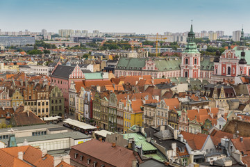 Fototapeta na wymiar Beautiful old city panorama of Poznan, Poland