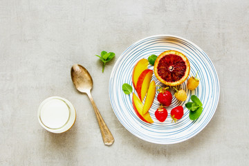 Healthy breakfast plate