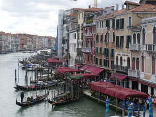 Venezia - panorama sul Canal Grande dal ponte di Rialto