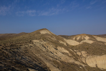 Fototapeta na wymiar high desert hill