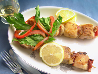 fried fish with vegetables