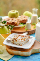 apple pie and milk