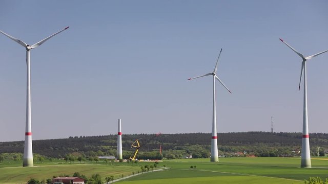 wind_turbine_construction.mov