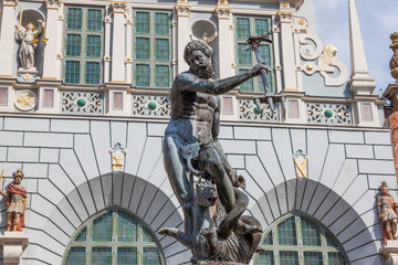 Famous Neptune fountain. Gdansk, Poland © cone88