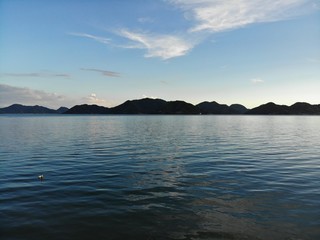 向島からの瀬戸内海ブルー