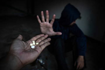 The man hands refuse addictive