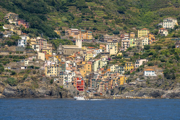 Fototapeta na wymiar Cinque terre - Riomaggiore view from the sea