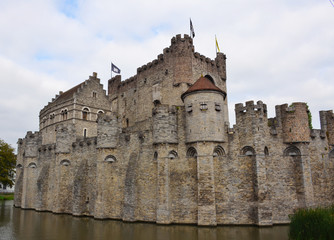 Fototapeta na wymiar Castle Gravensteen in the old city center of Gent, Belgium