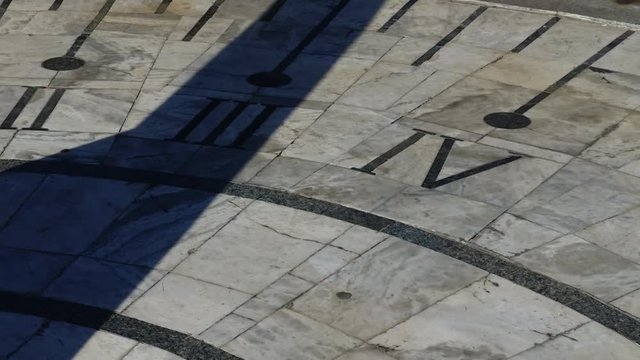 Sundial. Shooting in the summer. Time lapse.