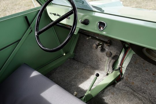 Interior eines Leichten Kleinwagens aus franz&ouml;sischer Produktion 