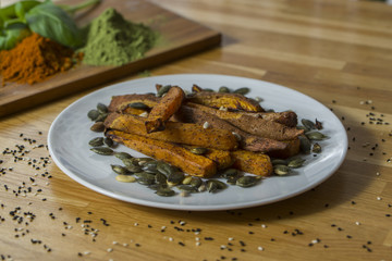 restaurant food delicious © MikolajLesiak