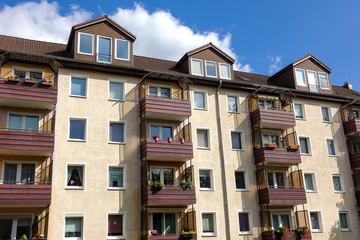 Sanierter Plattenbau