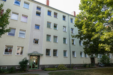 Sanierter Plattenbau