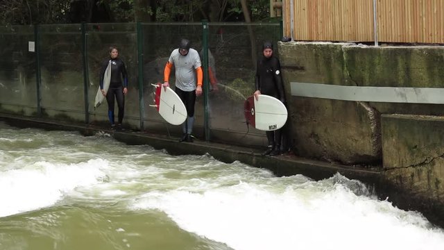 Eisbach surf