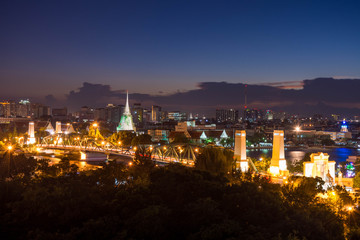 Fototapeta na wymiar Bangkoknight view of the city