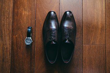 couple a shoe for a business meeting