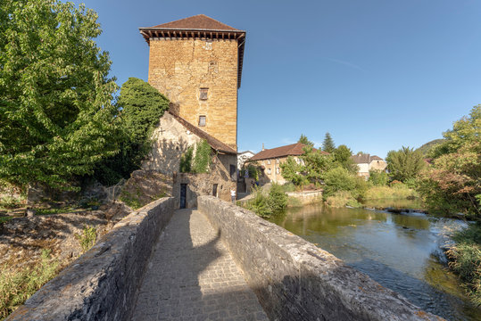 Arbois Bilder – Durchsuchen 1,128 Archivfotos, Vektorgrafiken und ...