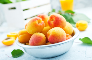 apricots