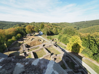 Burg Grimburg - ist eine Spornburg im Gebiet der Ortsgemeinde Grimburg in der Verbandsgemeinde...
