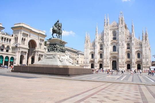 La magnifique cathédrale de la Nativité-de-la-Sainte-Vierge de Milan, Italie
