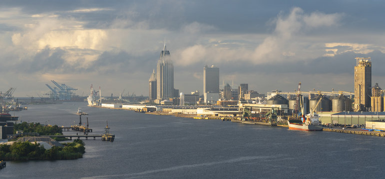 The US port city of Mobile has a busy port on Alabama&acirc;&euro;&trade;s gulf coast and a clean downtown