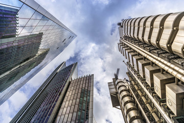 Fototapeta na wymiar London Tops International Financial Center buildings