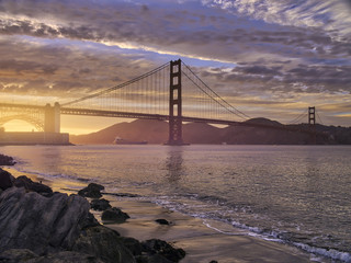 Fototapeta na wymiar Golden Gate at Sunset